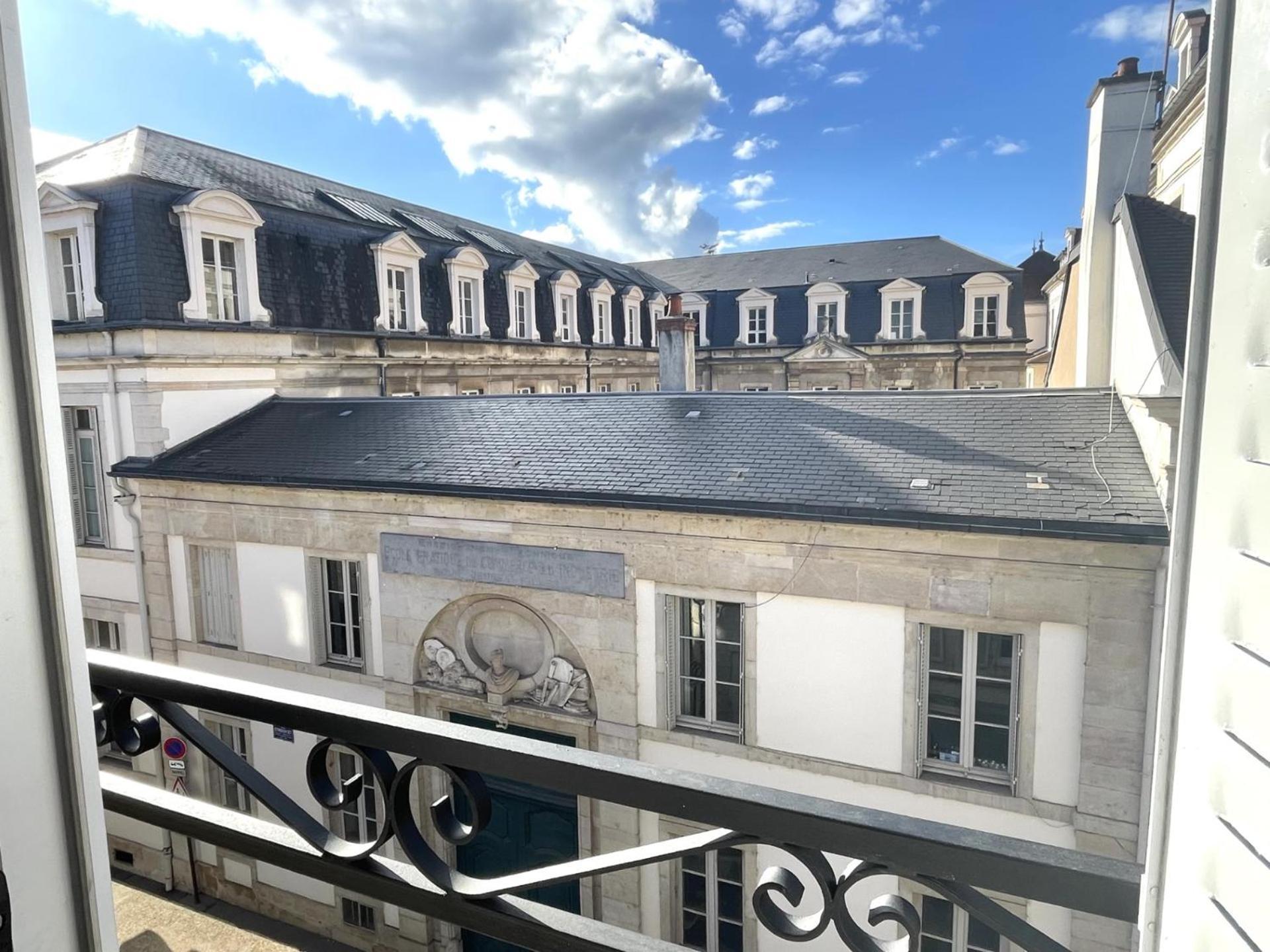 Sous Le Chene Bleu - Appartement Cosy Au Coeur De Dijon Eksteriør bilde